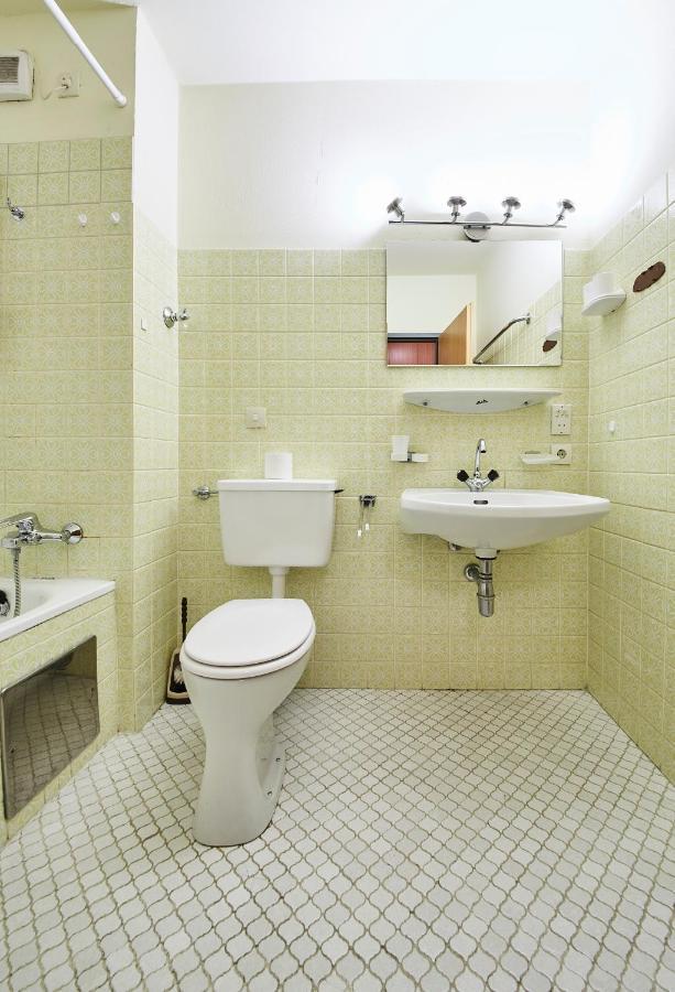 Homely Apartment *